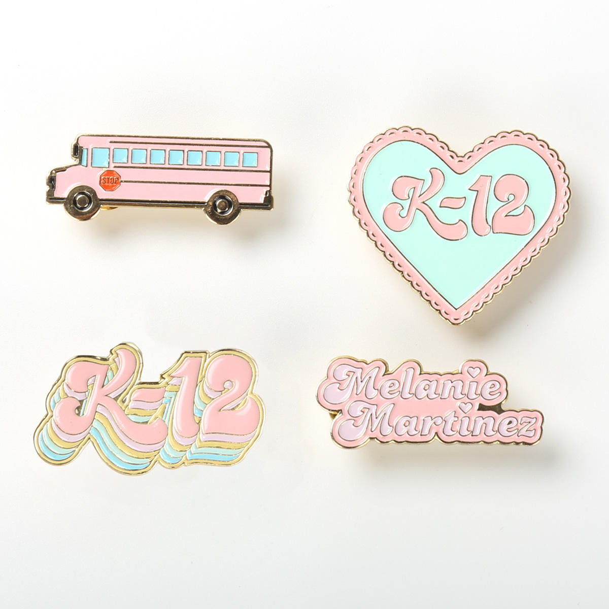 Pin Enamel Jururawat Tersuai Pembuatan OEM Bee Baby Charm Lapel Pin