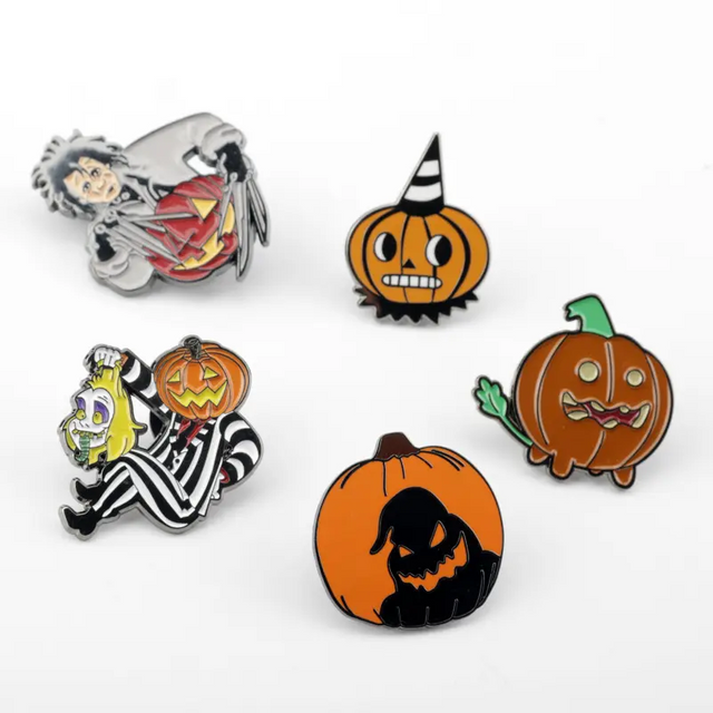 Aloi Zink Logam Tersuai Berkualiti Tinggi Pin Lapel Keras Pin Enamel Halloween Lembut