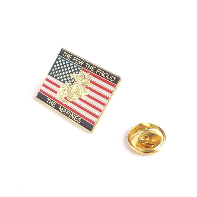 Rekaan Tersuai Emas Berkualiti Tinggi Pin Enamel Lembut Pin Lapel Bendera