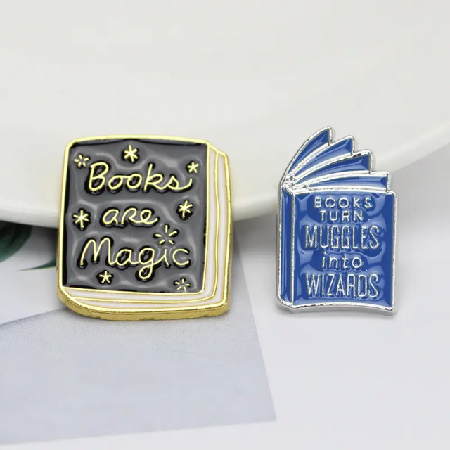 Tiada Minimum Pembuatan Berkualiti Tinggi Logam Tersuai Disesuaikan Pin Lapel Enamel Buku Lembut Keras