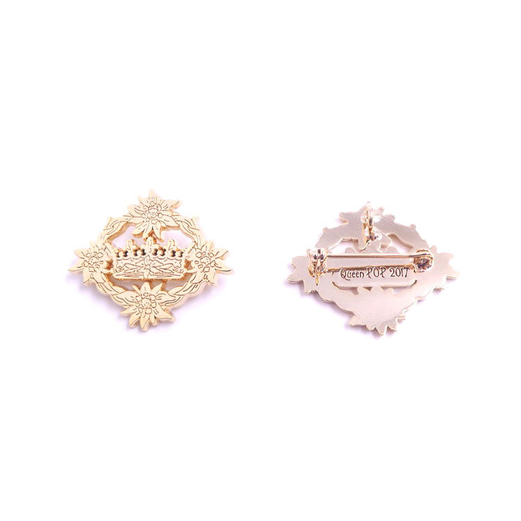 Lencana Pin Enamel Keras Besar Anime Tersuai