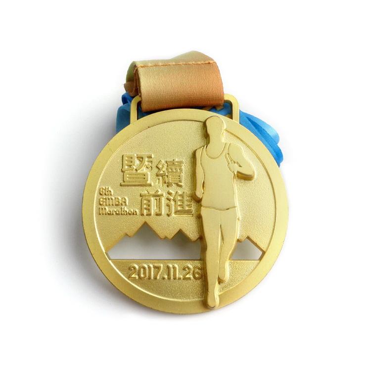 Kilang Pingat Logo Disesuaikan Zink Aloi Anugerah Glitter Enamel 5K Running Metal Pingat Dengan Reben